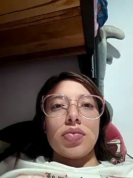 linda-schmidt online show from May 14, 2026, 2:18 am