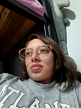 linda-schmidt online show from May 25, 2026, 2:17 am