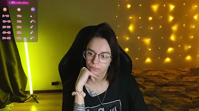 Snapshot of alyssa_sweet chatting on January 17, 2025, 9:49 am alyssa sweet online show from January 17, 2025, 9:49 am