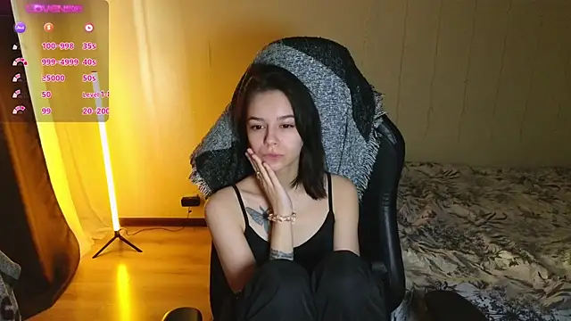 Snapshot of alyssa_sweet chatting on February 5, 2025, 4:48 am alyssa sweet online show from February 5, 2025, 4:48 am