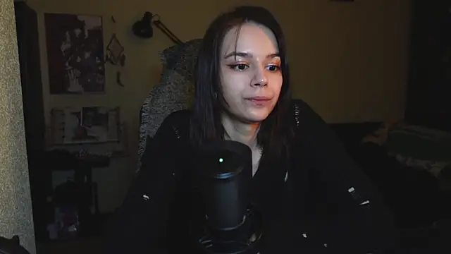 Snapshot of alyssa_sweet chatting on March 14, 2025, 8:10 am alyssa sweet online show from March 14, 2025, 8:10 am