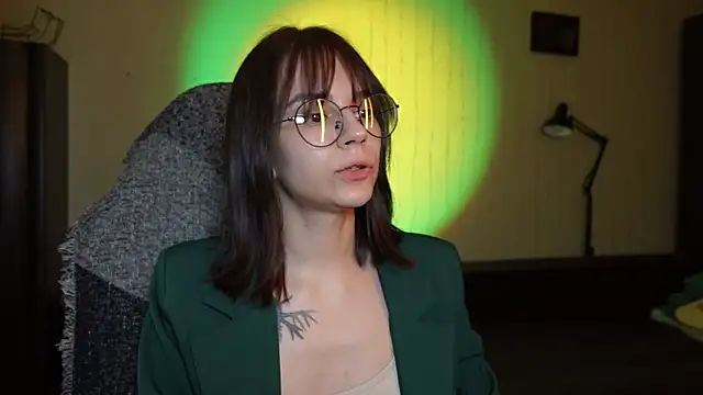 Snapshot of alyssa_sweet chatting on March 21, 2025, 2:07 am alyssa sweet online show from March 21, 2025, 2:07 am