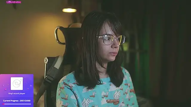 Snapshot of alyssa_sweet chatting on October 3, 2025, 4:31 am alyssa sweet online show from October 3, 2025, 4:31 am