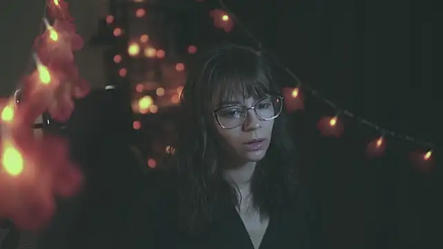 Snapshot of alyssa_sweet chatting on October 31, 2025, 5:30 am alyssa sweet online show from October 31, 2025, 5:30 am