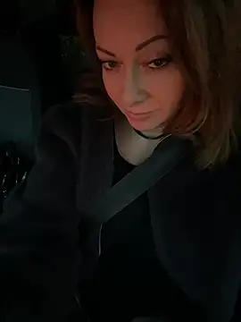 Snapshot of Alice_Sweetyyy chatting on December 29, 2024, 1:06 pm Alice Sweetyyy online show from December 29, 2024, 1:06 pm