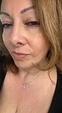 Snapshot of Alice_Sweetyyy chatting on March 14, 2025, 12:40 pm Alice Sweetyyy online show from March 14, 2025, 12:40 pm