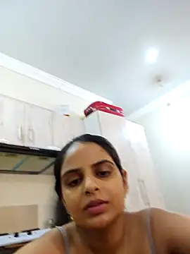 Snapshot of DirtySnowball69 chatting on January 1, 2025, 2:52 pm DirtySnowball69 online show from January 1, 2025, 2:52 pm