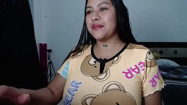 venuz mendoza20 online show from February 13, 2026, 9:33 pm