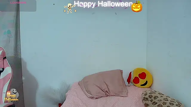 Anal Milky Momma online show from October 29, 2025, 2:08 pm