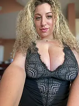 miamellycious online show from March 19, 2025, 6:23 pm