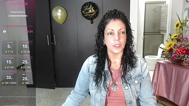 Snapshot of mijal_queen chatting on March 8, 2025, 2:34 am mijal queen online show from March 8, 2025, 2:34 am