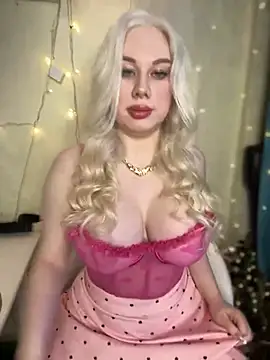 LaraHollywood online show from February 15, 2025, 2:37 am