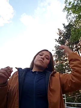 DORYY online show from December 16, 2025, 11:54 pm