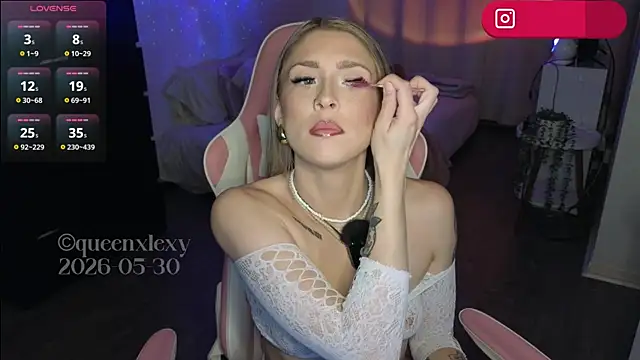 Snapshot of queenxlexy chatting on May 30, 2026, 7:11 pm queenxlexy online show from May 30, 2026, 7:11 pm