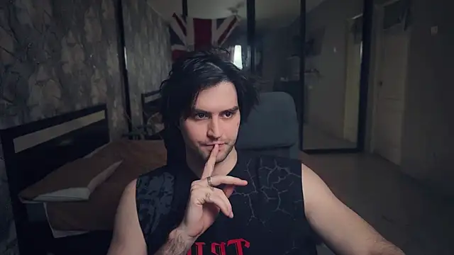 keanu reevez online show from December 6, 2024, 2:17 pm