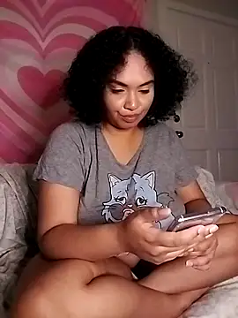 Snapshot of TasteeKitty chatting on March 2, 2025, 3:24 am TasteeKitty online show from March 2, 2025, 3:24 am