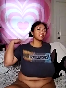 Snapshot of TasteeKitty chatting on October 27, 2025, 4:22 pm TasteeKitty online show from October 27, 2025, 4:22 pm