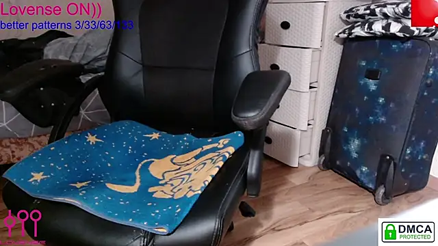 sweet cute cat online show from March 22, 2025, 6:03 pm