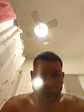 tropikboy online show from May 7, 2026, 9:47 am