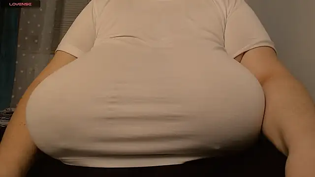 SenzualHotM online show from February 7, 2025, 6:02 pm