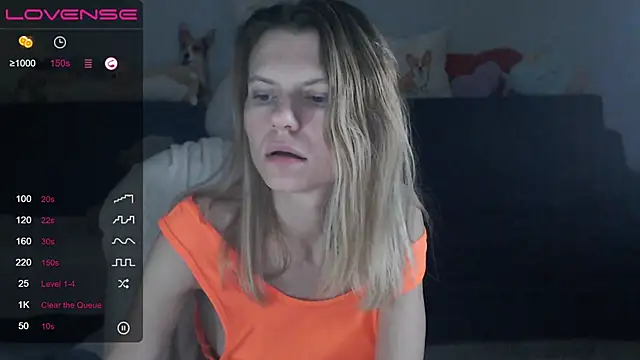 Snapshot of night_is_dark chatting on January 9, 2025, 6:26 pm night is dark online show from January 9, 2025, 6:26 pm