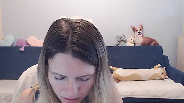 Snapshot of night_is_dark chatting on October 23, 2025, 2:16 pm night is dark online show from October 23, 2025, 2:16 pm