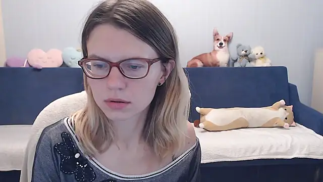 Snapshot of night_is_dark chatting on October 24, 2025, 4:03 pm night is dark online show from October 24, 2025, 4:03 pm