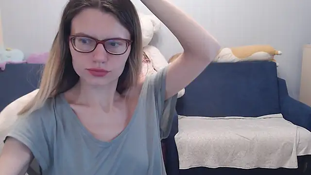 Snapshot of night_is_dark chatting on November 9, 2025, 5:22 pm night is dark online show from November 9, 2025, 5:22 pm