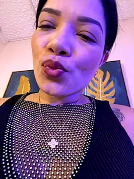 Snapshot of valerie_lya chatting on November 1, 2025, 8:11 pm valerie lya online show from November 1, 2025, 8:11 pm