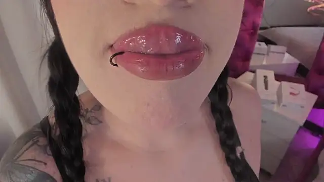 Nara belen online show from October 16, 2025, 4:02 am