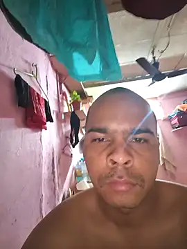 Vickyrajput009 online show from February 18, 2026, 12:01 pm