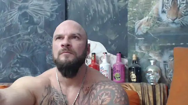 Snapshot of viking_30 chatting on November 21, 2025, 7:56 pm viking 30 online show from November 21, 2025, 7:56 pm