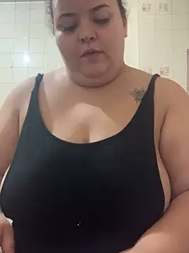 Snapshot of valentinny chatting on March 17, 2025, 4:33 pm valentinny online show from March 17, 2025, 4:33 pm