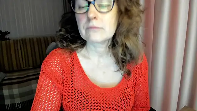 lauraoven online show from February 8, 2026, 10:40 am