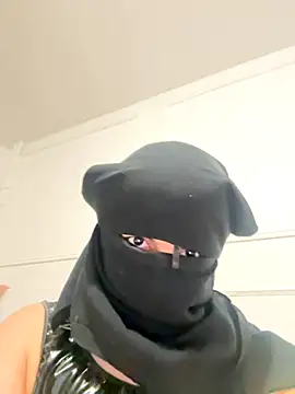 Marocainegroscul online show from December 5, 2025, 8:16 pm