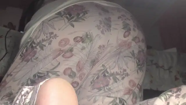 prettyangelsquirt online show from May 23, 2026, 11:42 pm