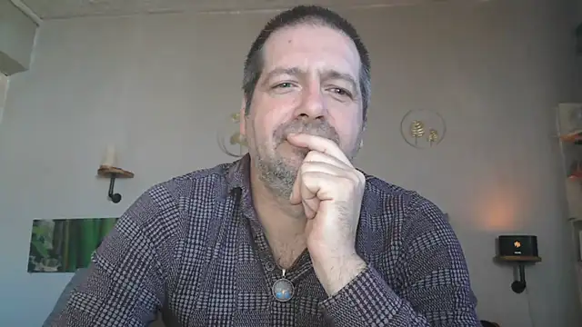 matrikes1 online show from March 9, 2025, 9:46 am