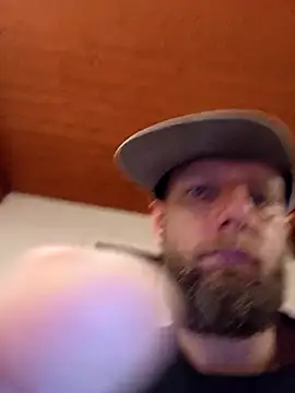 Kw8585kw online show from December 14, 2025, 11:09 pm