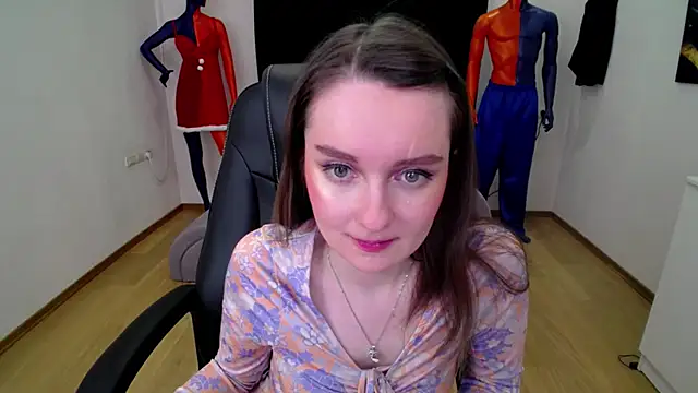 Snapshot of CloudGrace chatting on February 4, 2025, 9:28 am CloudGrace online show from February 4, 2025, 9:28 am