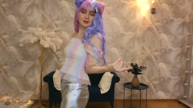 Snapshot of CloudGrace chatting on September 22, 2025, 6:21 pm CloudGrace online show from September 22, 2025, 6:21 pm