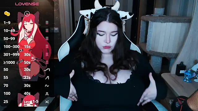 Snapshot of Mini_Mo chatting on October 29, 2025, 10:39 am Mini Mo online show from October 29, 2025, 10:39 am