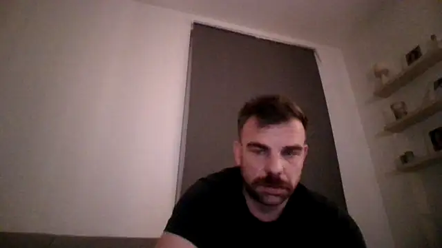 Snapshot of mrbigballs chatting on November 2, 2025, 8:33 pm mrbigballs online show from November 2, 2025, 8:33 pm