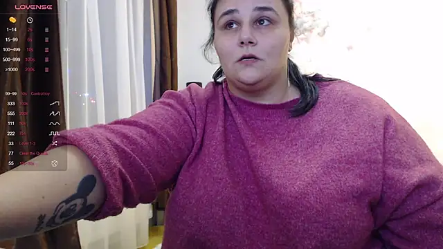 Snapshot of naughtykiss chatting on December 13, 2024, 7:43 pm naughtykiss online show from December 13, 2024, 7:43 pm