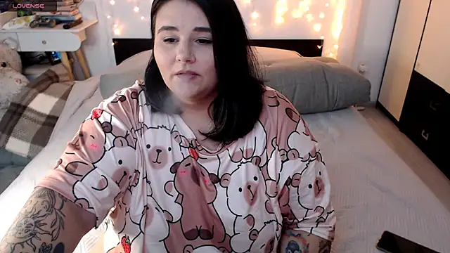 Snapshot of naughtykiss chatting on September 10, 2025, 10:15 am naughtykiss online show from September 10, 2025, 10:15 am