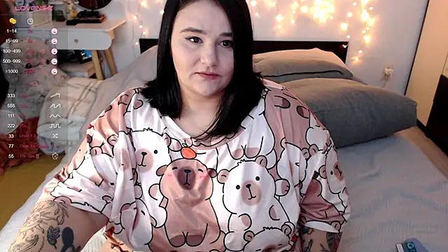 Snapshot of naughtykiss chatting on September 21, 2025, 4:25 am naughtykiss online show from September 21, 2025, 4:25 am