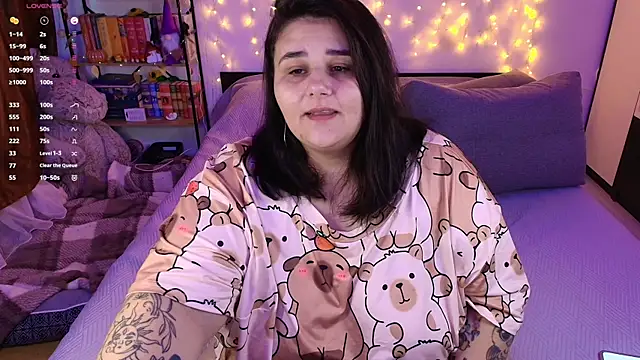 Snapshot of naughtykiss chatting on November 17, 2025, 6:30 am naughtykiss online show from November 17, 2025, 6:30 am