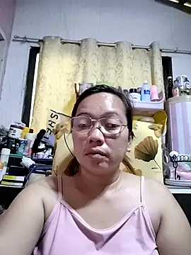 Snapshot of asianwet4u chatting on February 26, 2025, 1:53 am asianwet4u online show from February 26, 2025, 1:53 am