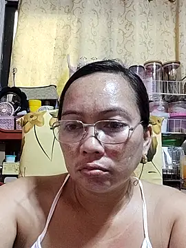 Snapshot of asianwet4u chatting on March 5, 2025, 4:24 am asianwet4u online show from March 5, 2025, 4:24 am