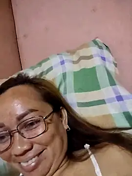 Snapshot of asianwet4u chatting on October 24, 2025, 2:13 pm asianwet4u online show from October 24, 2025, 2:13 pm