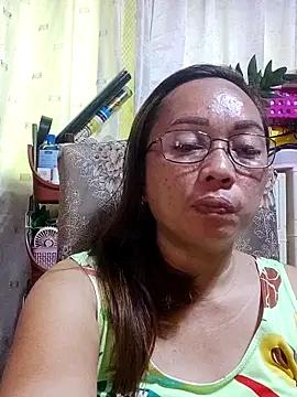 Snapshot of asianwet4u chatting on October 31, 2025, 5:08 am asianwet4u online show from October 31, 2025, 5:08 am